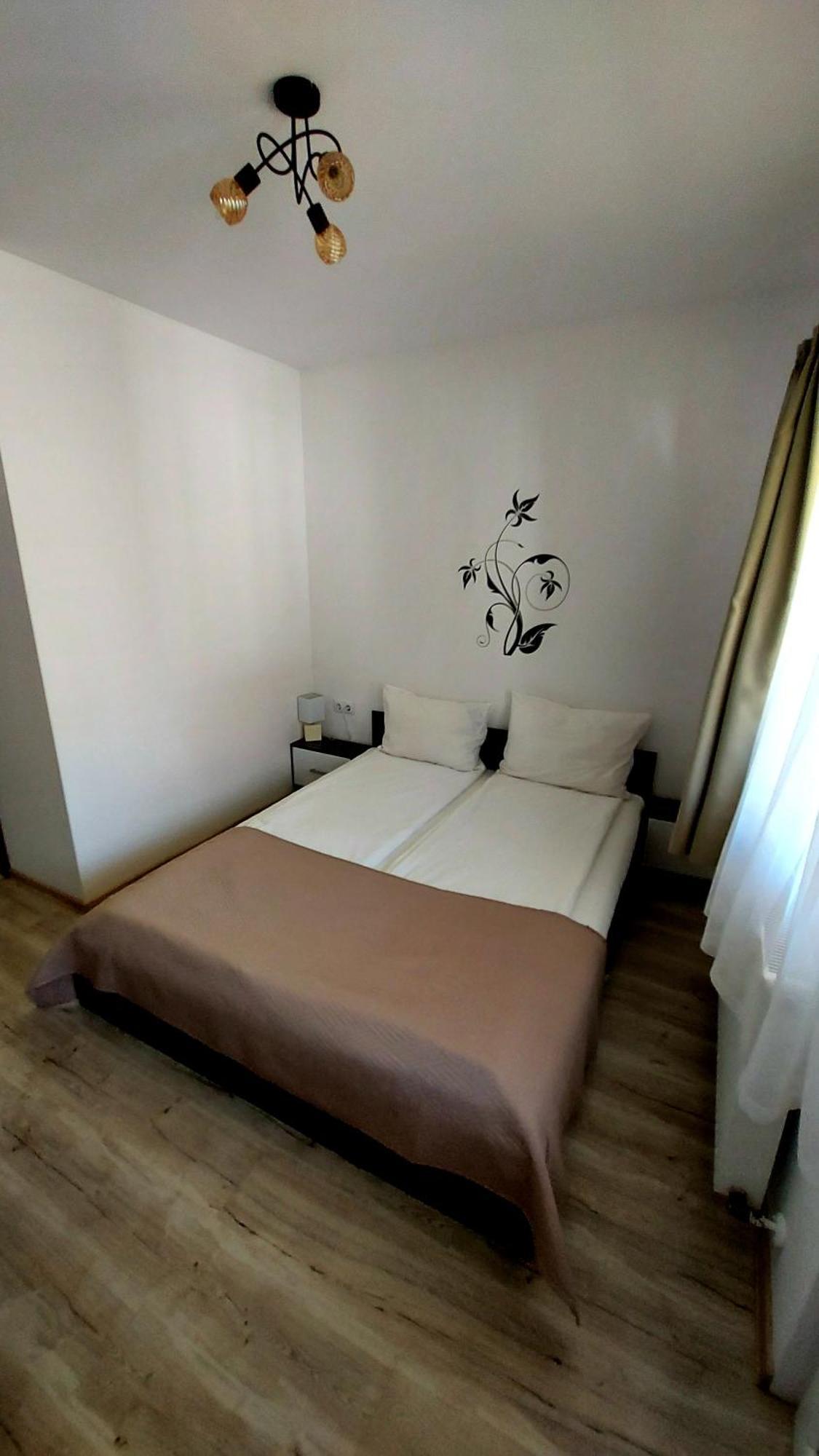 Hotel Anna Vendeghaz Praid Exterior foto