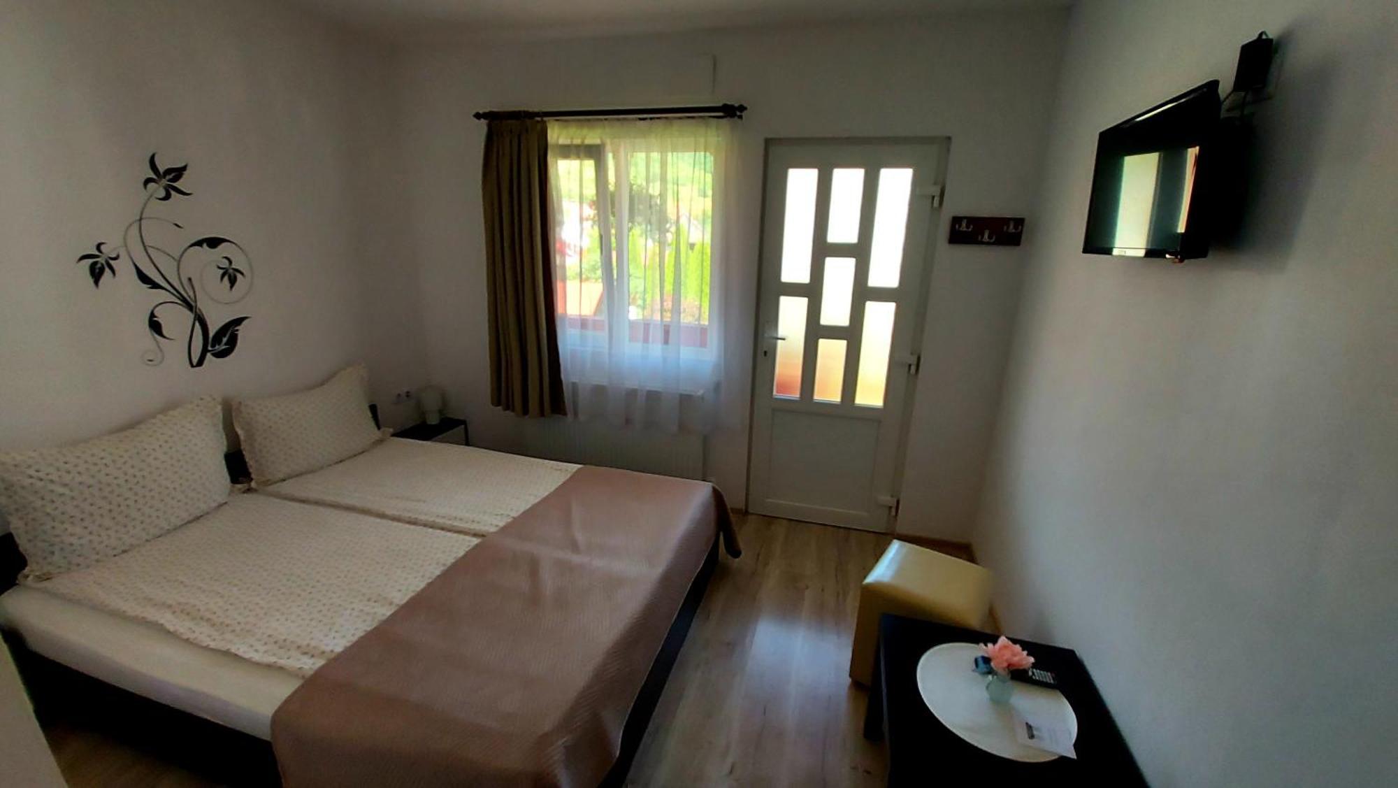 Hotel Anna Vendeghaz Praid Exterior foto